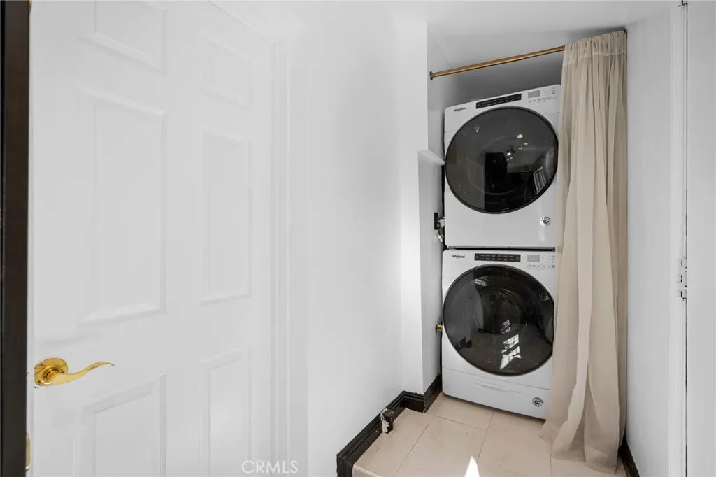 3720 Harriman, Los Angeles, California 90032 home-pic-19